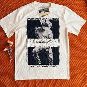 Graphic Tee - Dustin Lynch - Men’s M